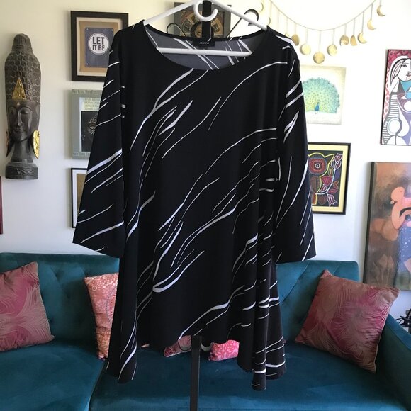 ALFANI size 3X Black & White Stretch Jersey Draping Lagenlook Tunic Sharkbite - Picture 1 of 4